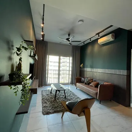 Big Space Apartment Imperial Suites Boulevard Mall Kuching Exterior photo