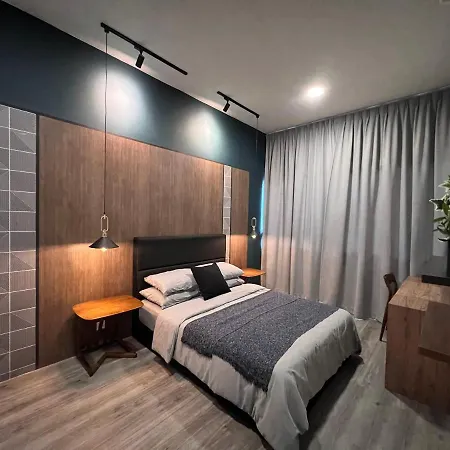 Big Space Apartment Imperial Suites Boulevard Mall Kuching Exterior photo